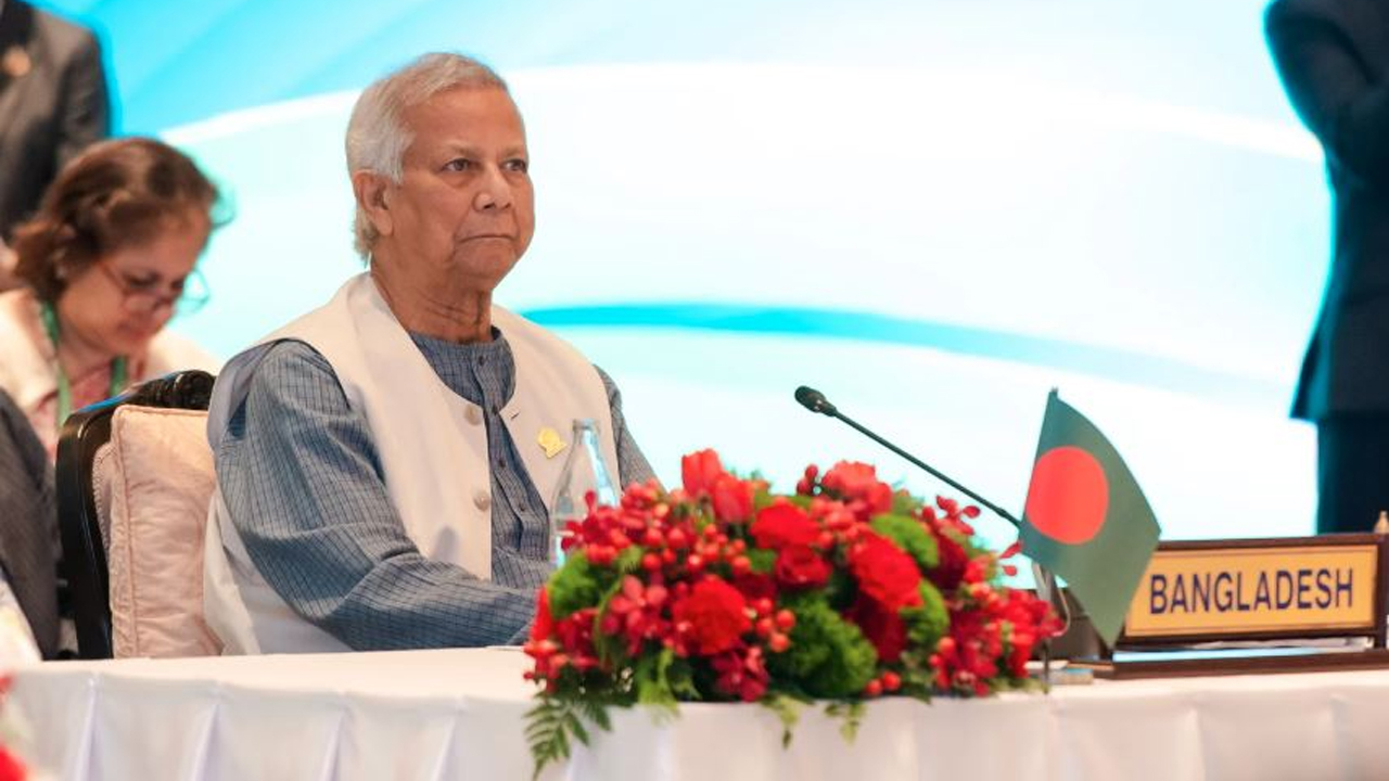 প্রধান উপদেষ্টা অধ্যাপক মুহাম্মদ ইউনূস