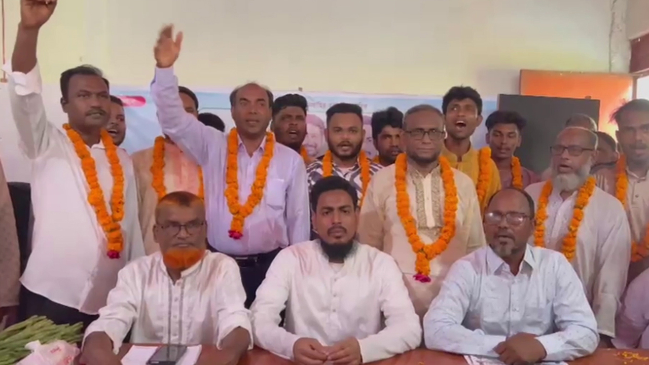 স্থানীয় নেতাকর্মী ও নাগরিকদের এনসিপিতে যোগাদান অনুষ্ঠান