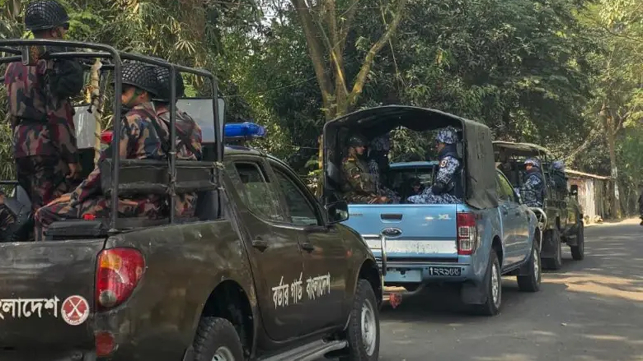 নির্বাচনী এলাকাগুলোতে টহল বাড়িয়েছে বিভিন্ন বাহিনীর সদস্য