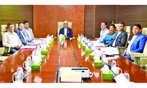 আল-আরাফাহ্ ইসলামী ব্যাংকের পর্ষদ সভা অনুষ্ঠিত