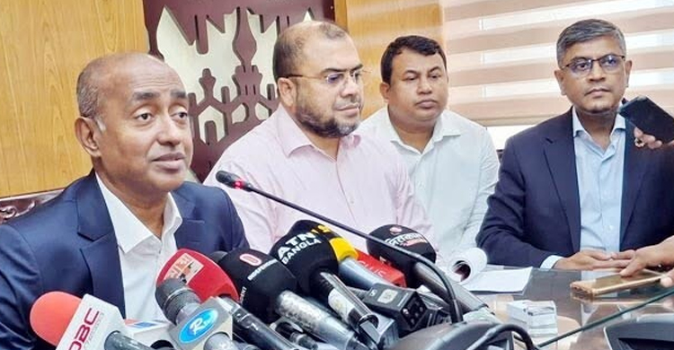 আইনমন্ত্রী মো: আসাদুজ্জামান।