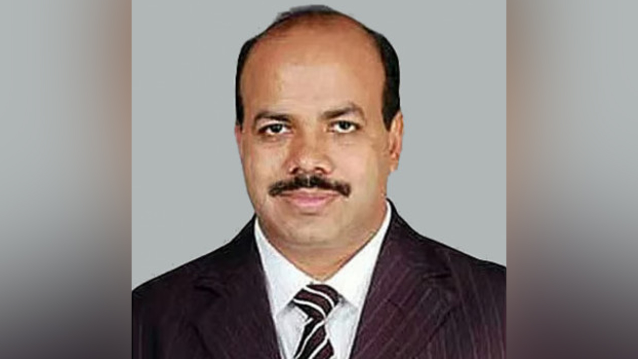 আসলাম চৌধুরী