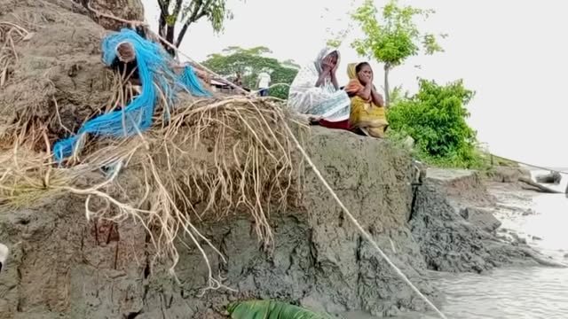 নদী ভাঙন