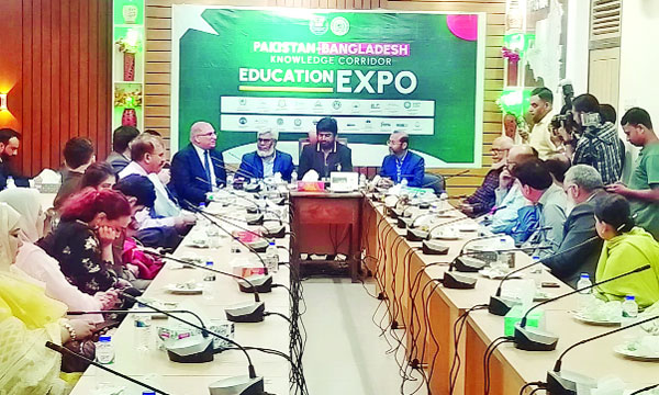 সিলেটের শাবিপ্রবিতে পাকিস্তান-বাংলাদেশ এক্সপো উপলক্ষে আয়োজিত অনুষ্ঠানে অতিথিরা
