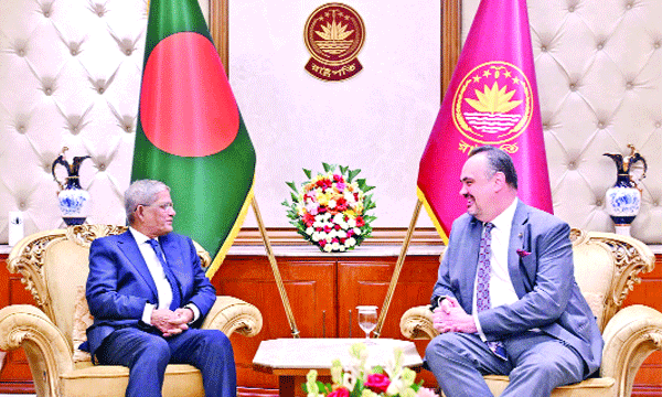 রাষ্ট্রপতি মির্জা ফখরুল ইসলাম আলমগীরের সাথে বঙ্গভবনে যুক্তরাষ্ট্রের রাষ্ট্রদূত ব্রেন্ট টি ক্রিসটেনসেন সাক্ষাৎ  করেন : পিআইডি
