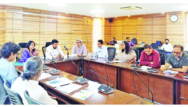 সরকারি অনুদানপ্রাপ্ত চলচ্চিত্র নির্মাণের গাইডলাইন প্রদান অনুষ্ঠানে বক্তব্য রাখেন তথ্য উপদেষ্টা মো: মাহফুজ আলম : নয়া দিগন্ত