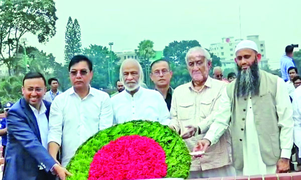 সাভারে জাতীয় স্মৃতিসৌধে সাংবাদিকদের সাথে কথা বলেন এলজিআরডিমন্ত্রী ড. আবদুল মঈন খান : নয়া দিগন্ত