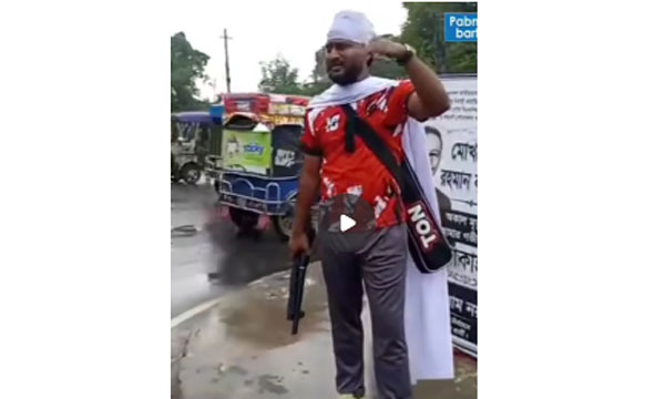 আসামি সাবেক ছাত্রদল নেতাকে ছেড়ে দেয়ায় থানা ঘেরাও