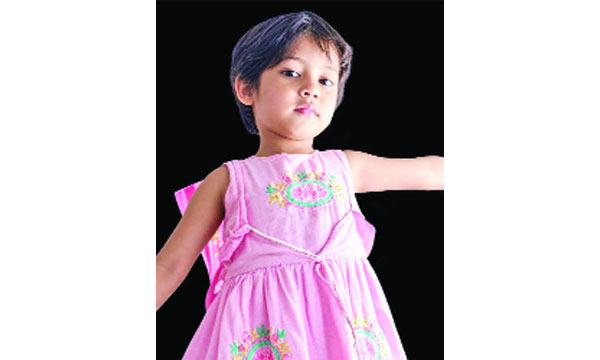 নানাবাড়ি থেকে ফেরা হলো না হাফসার