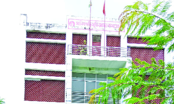 কোটি টাকার মুক্তিযোদ্ধা কমপ্লেক্স তালাবদ্ধ