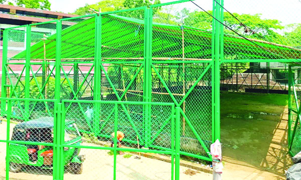 সাম্প্রতিক উদ্বোধন হওয়া সিলেটের কৃষকের হাট	:  নয়া দিগন্ত