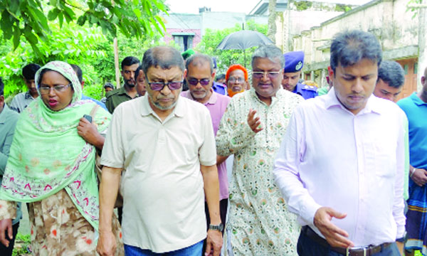 মোরেলগঞ্জ স্বাস্থ্য কমপ্লেক্স পরিদর্শনে স্বাস্থ্য ও পরিবার কল্যাণ মন্ত্রী সরদার সাখাওয়াত হোসেন  : নয়া দিগন্ত