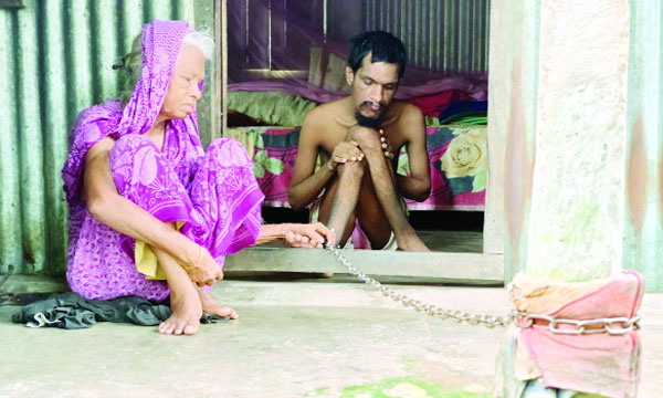 ৩০ বছর শিকলে বন্দী সাইফুলের মানবেতর জীবন