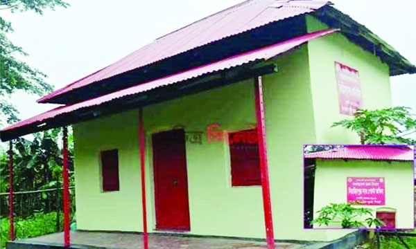 দক্ষিণ সুরমায় অ্যাডমিরাল মাহবুব আলী খানের বাড়িতে নির্মিত ‘ডাকঘর’ : নয়া দিগন্ত