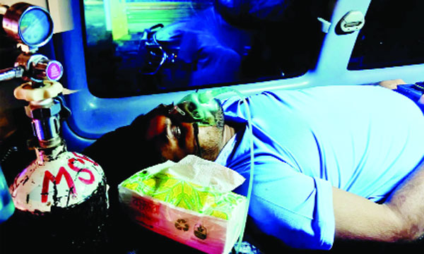 কুয়াকাটায় হাতুড়ি দিয়ে পিটিয়ে সাংবাদিককে জখম