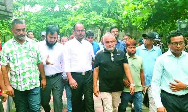 চট্টগ্রাম চিড়িয়াখানা পরিদর্শন করেন প্রতিমন্ত্রী সুলতান সালাউদ্দিন টুকু : নয়া দিগন্ত