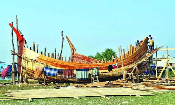 আগুনমুখা নদীর তীরে গড়ে উঠেছে নীরব শিল্পাঞ্চল