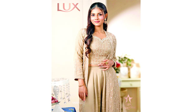 স্বপ্নজয়ের মঞ্চে রাজশাহীর বর্ণিতা