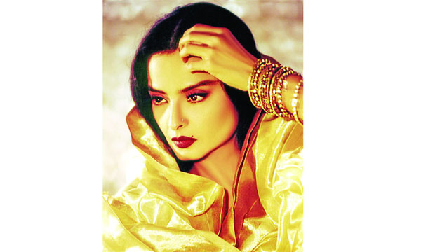 রেড সি চলচ্চিত্র উৎসবে প্রদর্শিত হবে রেখার ‘উমরাও জান’