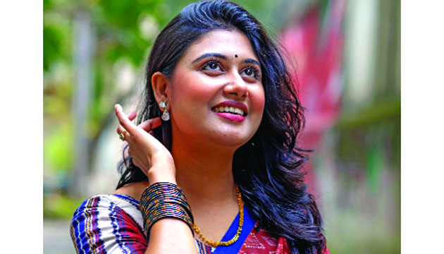 অভিনয়ে আগ্রহ জান্নাতুল মনির
