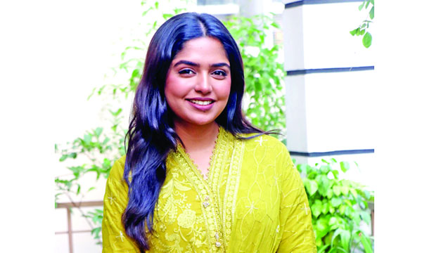 পরপর তিন নাটকে মুগ্ধতা ছড়ালেন হিমি