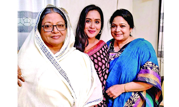 ‘চাওয়া পাওয়া’ ধারাবাহিকে ডলি, মেমী ও মম