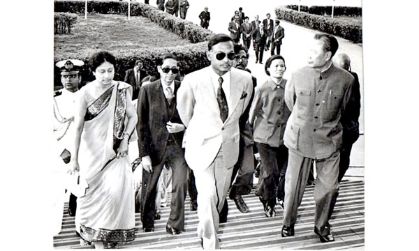 জিয়াউর রহমান : সঙ্কটের সময়ে রাষ্ট্র নির্মাণের রাজনীতি