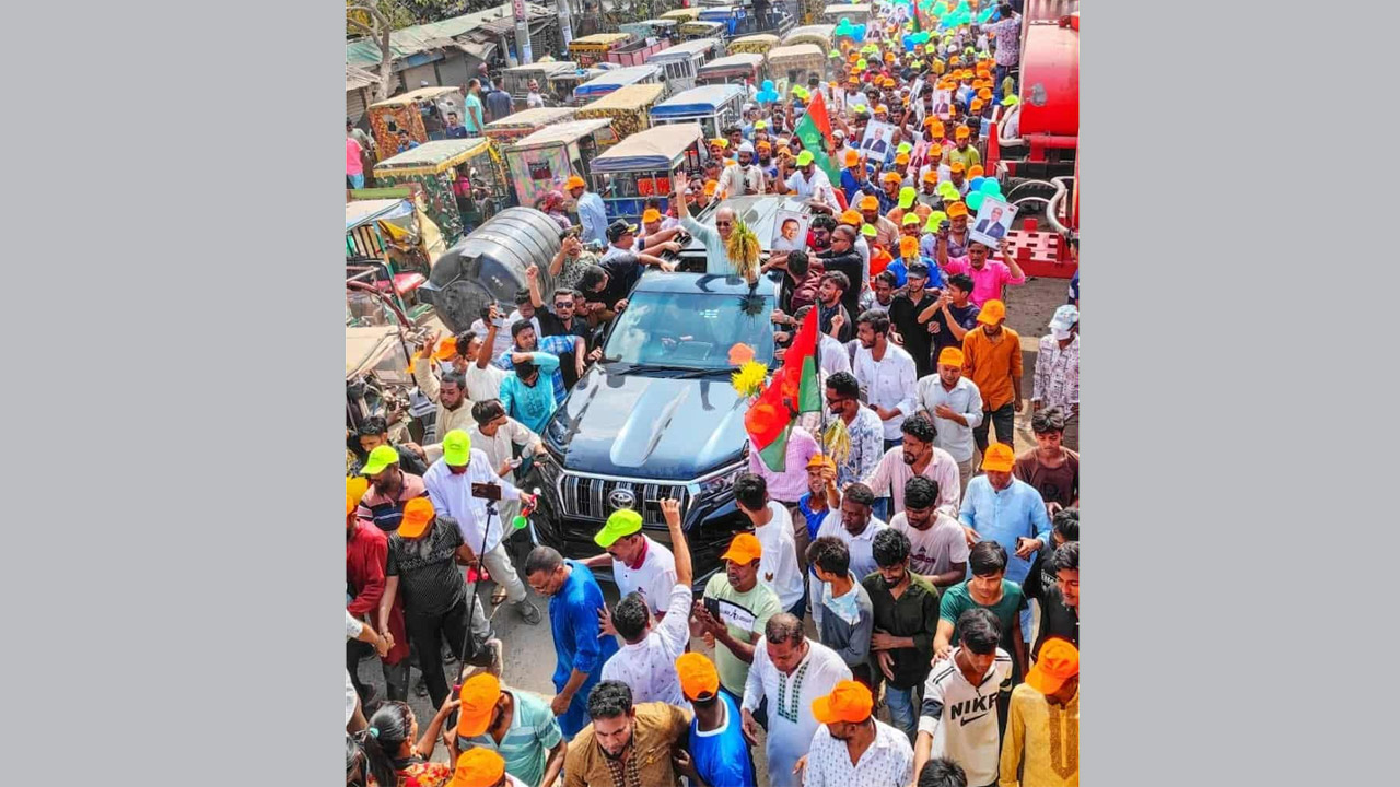 ফতুল্লায় মোহাম্মদ শাহ আলমের শোডাউন