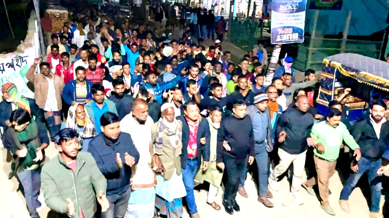 মনোনয়ন পুনর্বিবেচনার দাবিতে তাহিরপুরে বিক্ষোভ