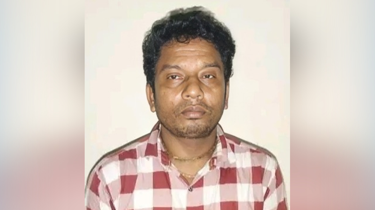 গ্রেফতার প্রজেশ দাশ(৪৬)