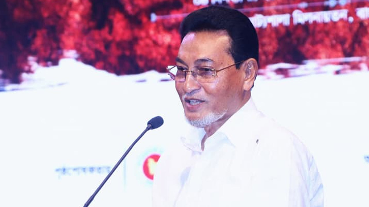 জাতীয় সংসদের চিফ হুইপ মো: নূরুল ইসলাম