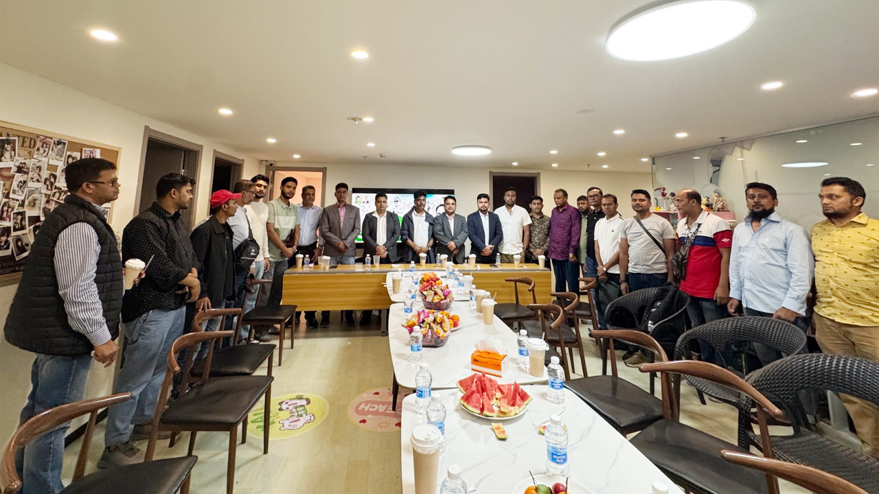 চীনে ঐতিহাসিক ৭ নভেম্বর জাতীয় বিপ্লব ও সংহতি দিবস উদযাপন করেছে বিএনপি