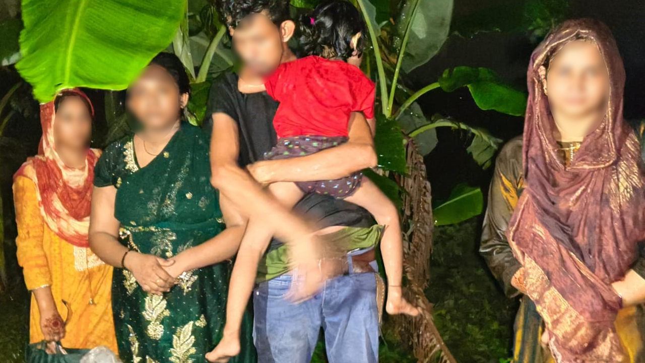 চুয়াডাঙ্গা সীমান্তে বিএসএফের ৫ জনকে পুশইনের অপচেষ্টা রুখে দিয়েছে বিজিবি