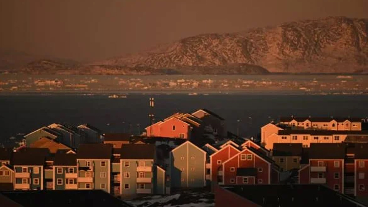 গ্রিনল্যান্ড সফরে যাচ্ছেন ডেনমার্কের রাজা