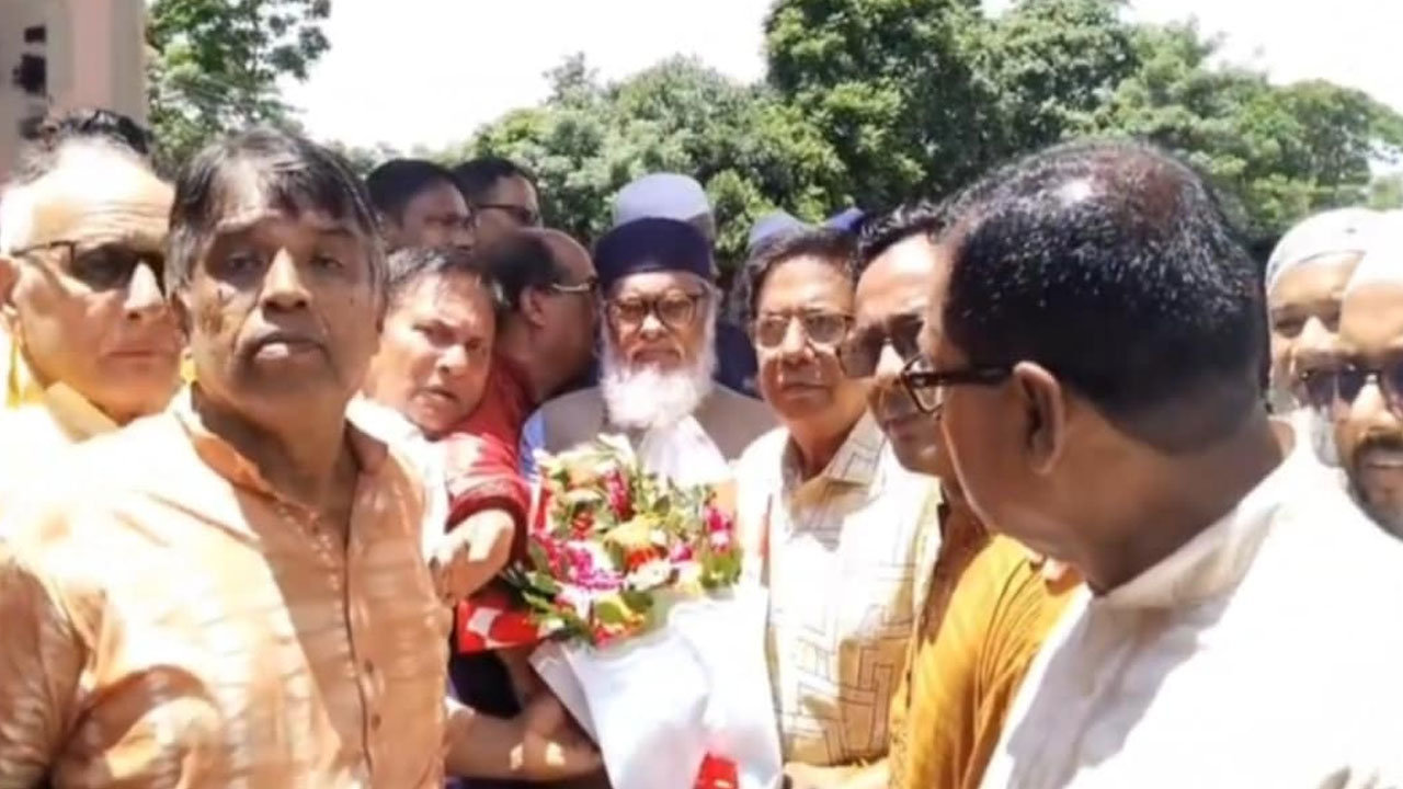 ধর্ম উপদেষ্টা ড. আ ফ ম খালিদ হোসেন