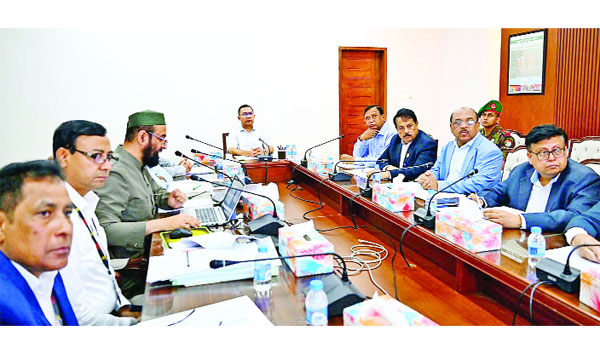 প্রধানমন্ত্রী তারেক রহমান ঢাকার চার পাশে নৌপথ চালুবিষয়ক সভায় সভাপতিত্ব করেন : পিআইডি