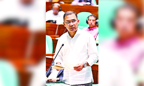 প্রধানমন্ত্রী তারেক রহমান গতকাল জাতীয় সংসদে তৃতীয় অধিবেশনে বিভিন্ন প্রশ্নের জবাব দেন : পিআইডি