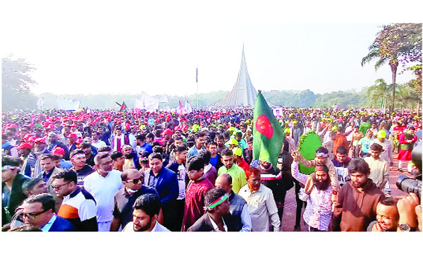 মহান বিজয় দিবসে সাভারে জাতীয় স্মৃতিসৌধে সর্বস্তরের মানুষের উপচে পড়া ভিড় : আবদুল্লাহ আল বাপ্পী