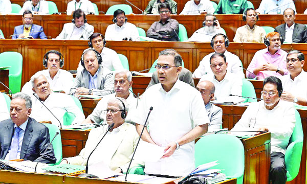 প্রধানমন্ত্রী তারেক রহমান জাতীয় সংসদে প্রস্তাবিত বাজেটের ওপর আলোচনায় অংশ নেন :পিআইডি