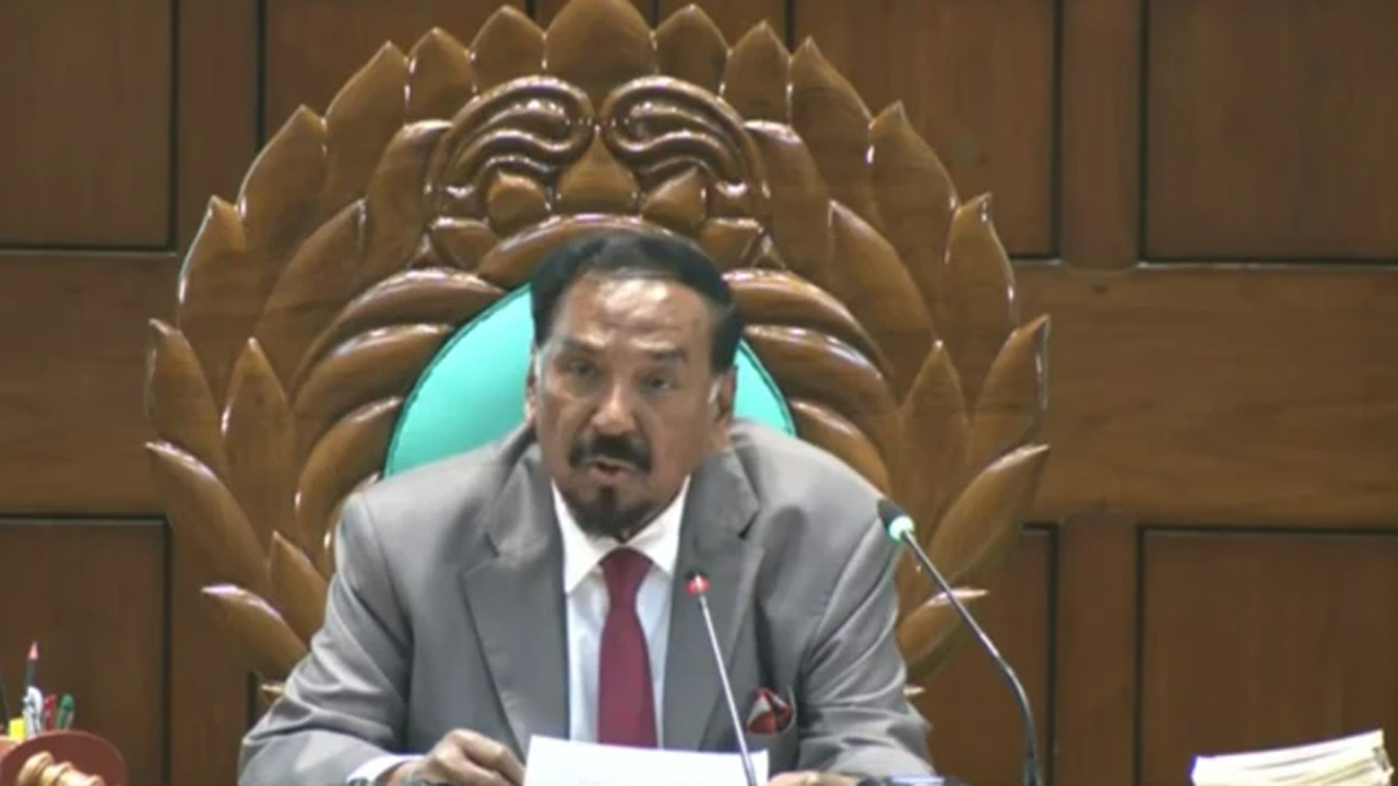 জাতীয় সংসদের স্পিকার মেজর (অব.) হাফিজ উদ্দিন আহমদ