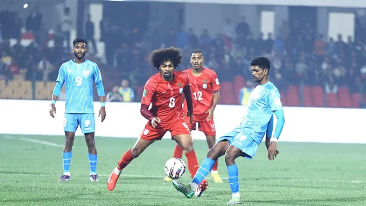 মার্চে ভারতের বিপক্ষে প্রথমবার দেশের হয়ে মাঠে নামেন হামজা চৌধুরী