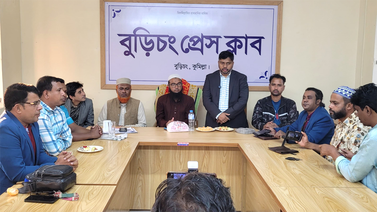 বক্তব্য রাখেন ড. ইমরান আনসারী