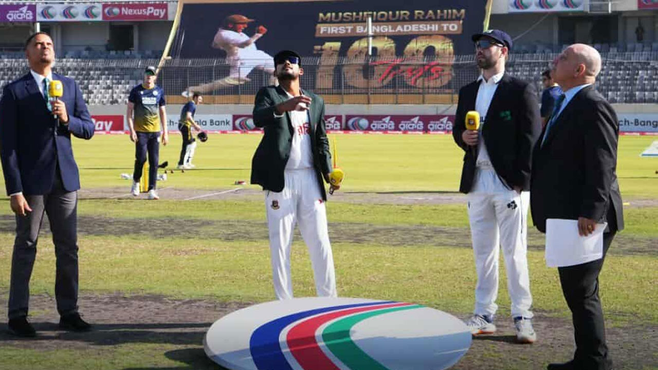 আয়ারল্যান্ডের বিপক্ষে টস জিতে প্রথমে ব্যাটিংয়ের সিদ্ধান্ত নিয়েছে বাংলাদেশ