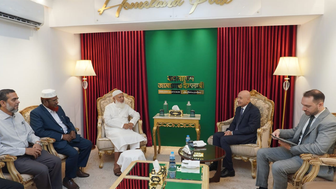 ডা. শফিকুর রহমানের সৌজন্য সাক্ষাৎ করেছেন ইতালির রাষ্ট্রদূত আন্তোনিও আলেসান্দ্রো