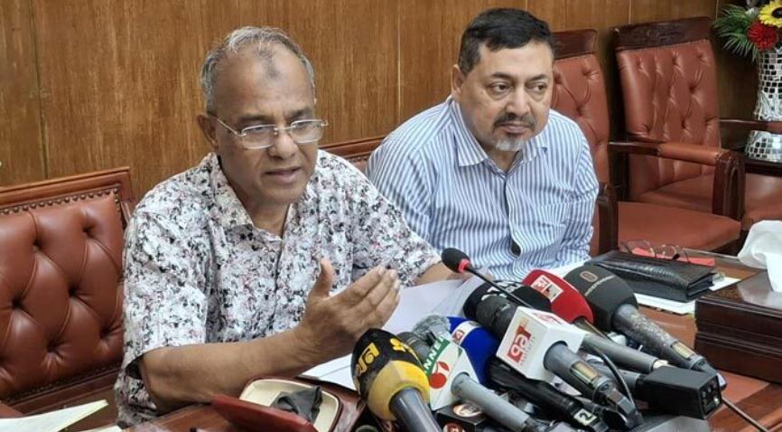 স্বরাষ্ট্র উপদেষ্টা লেফটেন্যান্ট জেনারেল (অব.) মো: জাহাঙ্গীর আলম চৌধুরী