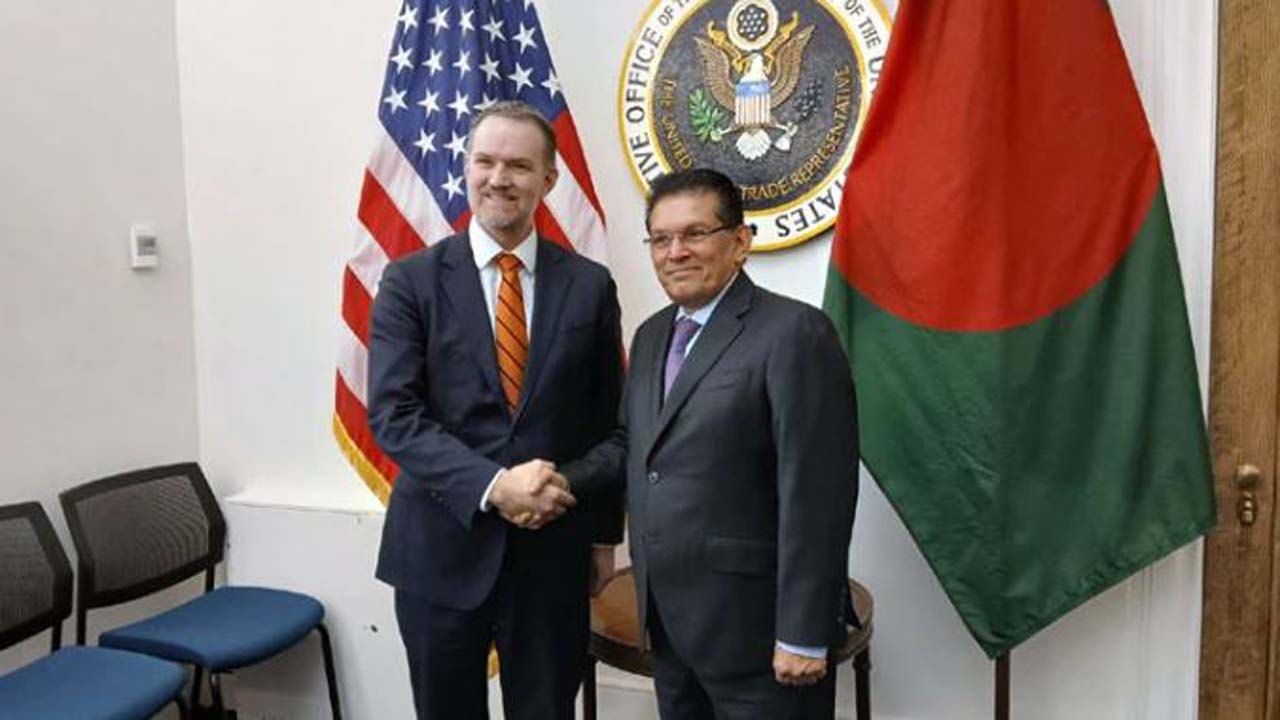 নিরাপত্তা উপদেষ্টা ড. খলিলুর রহমানের সাথে সাক্ষাৎ করেন যুক্তরাষ্ট্রের বাণিজ্য প্রতিনিধি (ইউএসটিআর) রাষ্ট্রদূত জেমিসন গ্রিয়ার