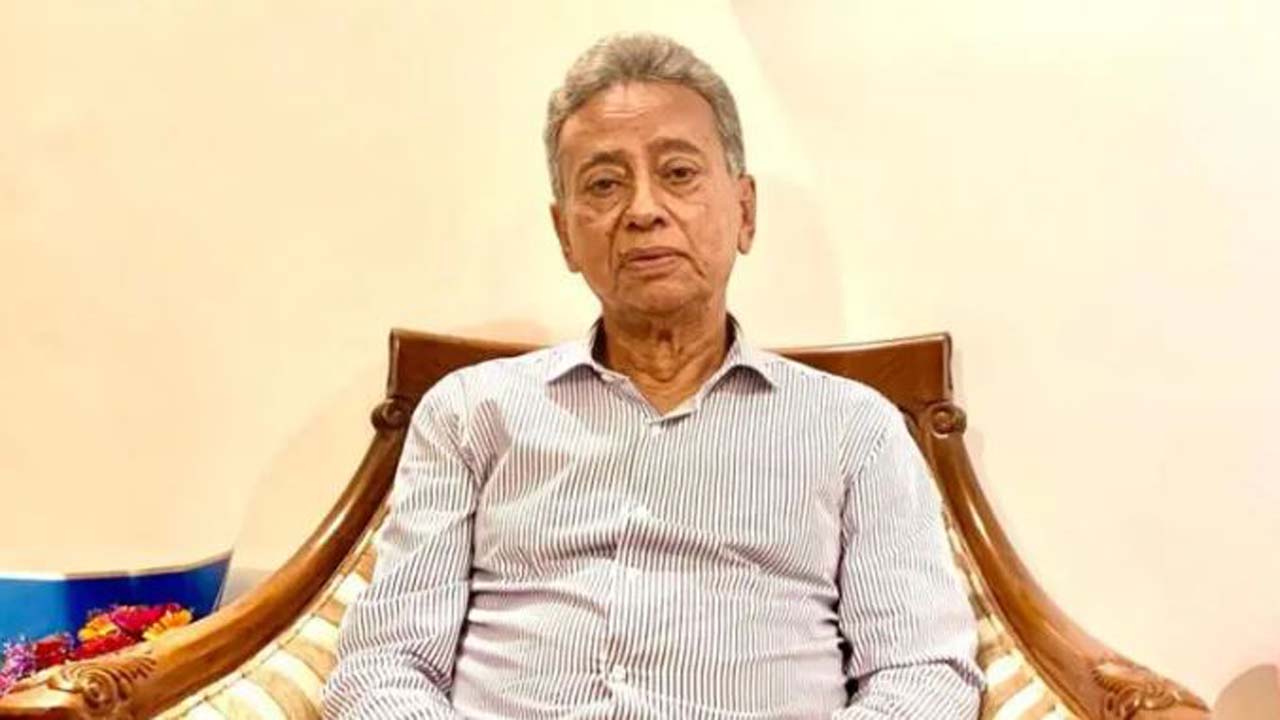 অর্থ ও পরিকল্পনা মন্ত্রী আমির খসরু মাহমুদ চৌধুরী