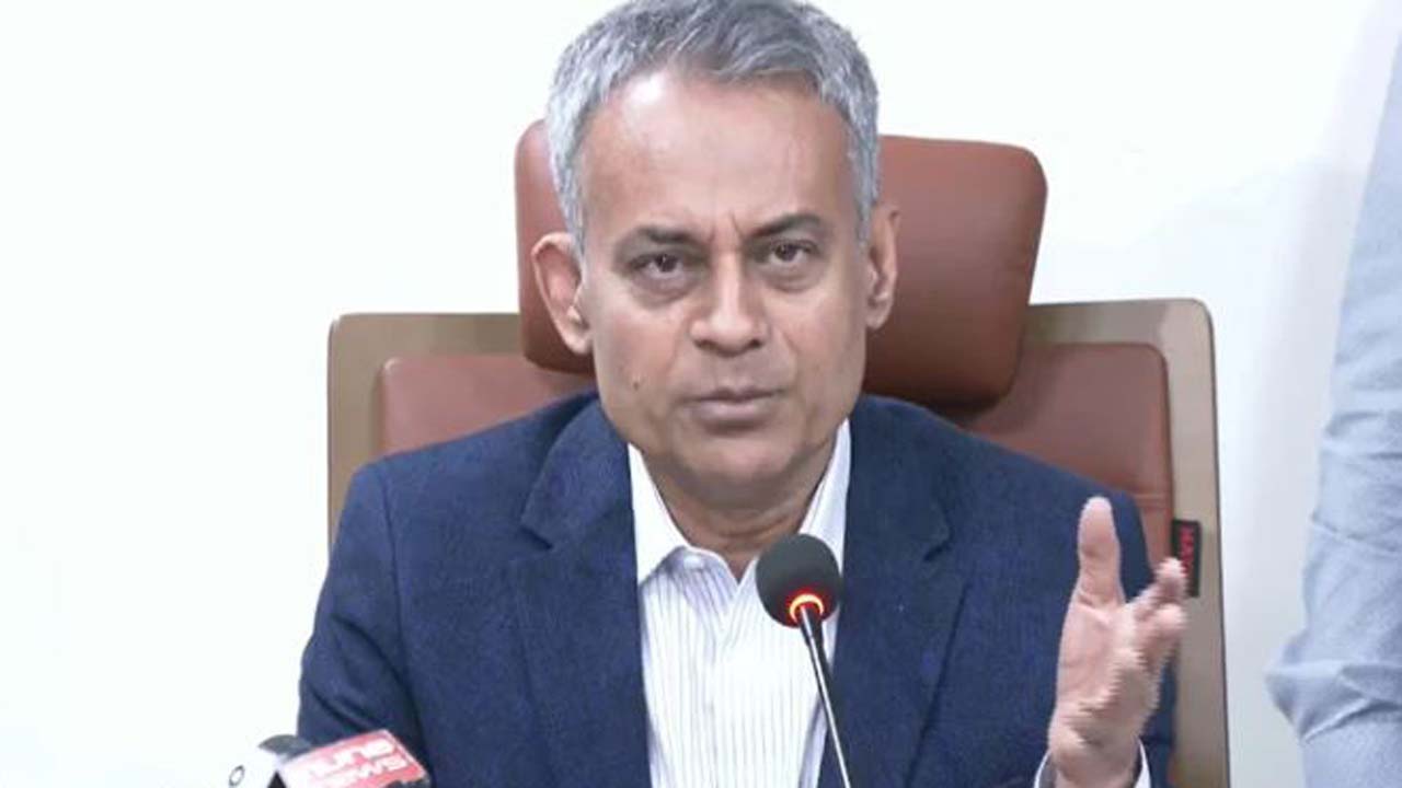 সড়ক পরিবহন ও সেতুমন্ত্রী শেখ রবিউল আলম