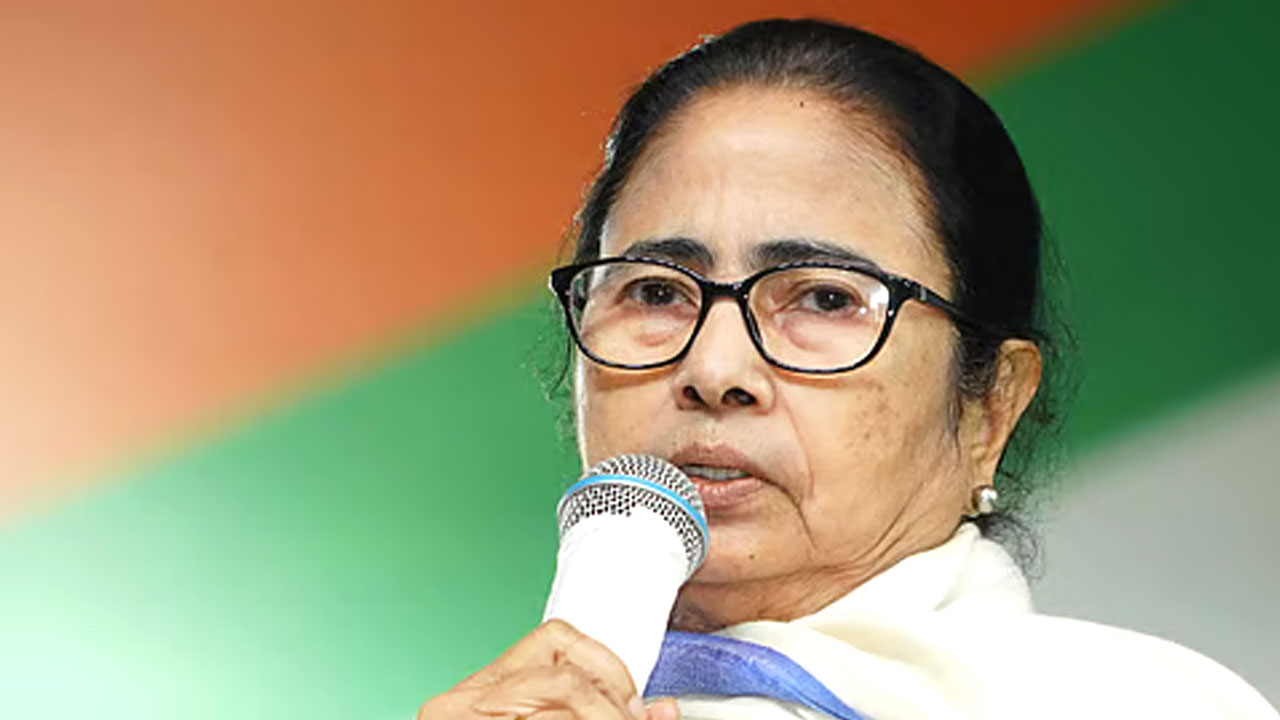 মমতা ব্যানার্জি