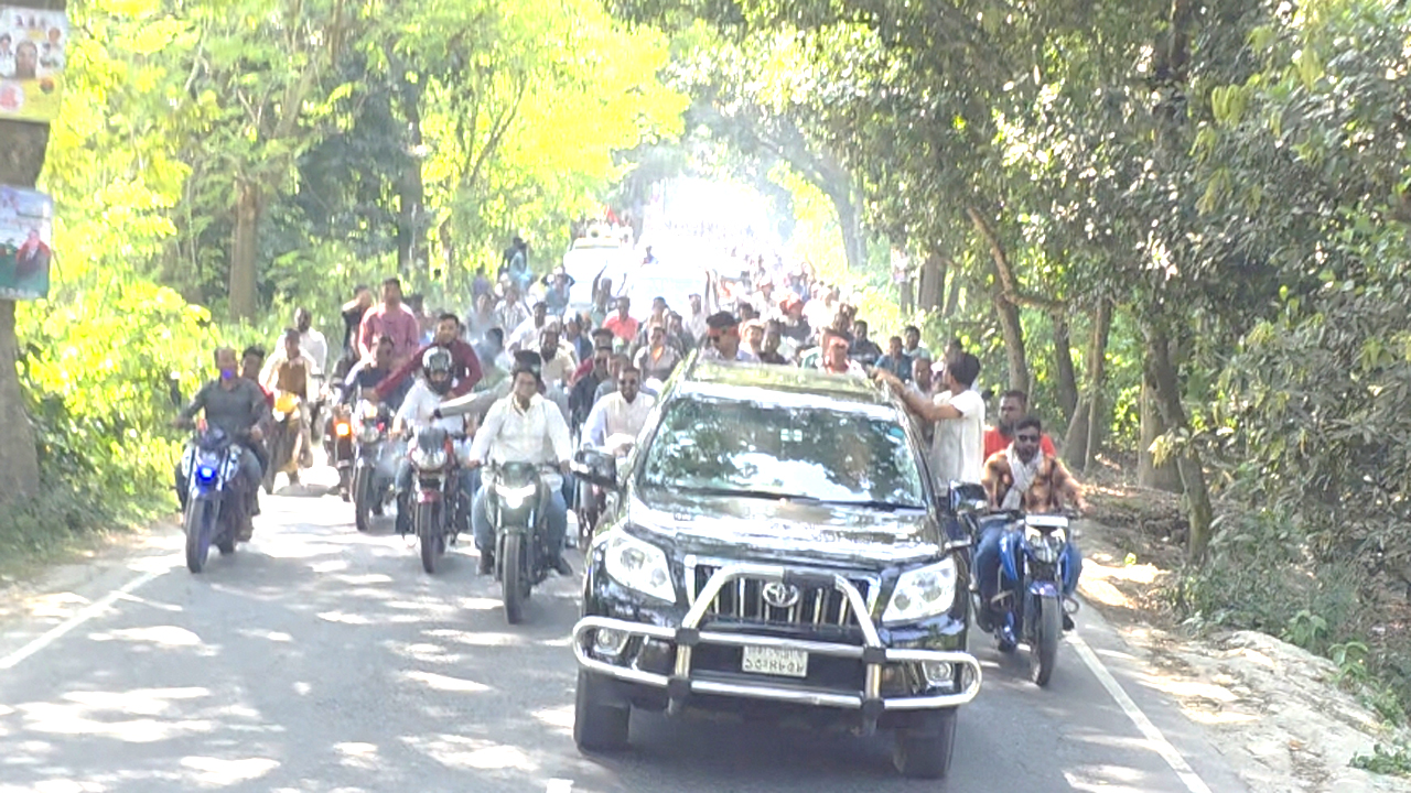 ধানের শীষের মনোনয়ন বাতিলের দাবিতে মোটরসাইকেল শোডাউন